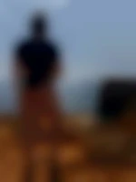 Lly_b
