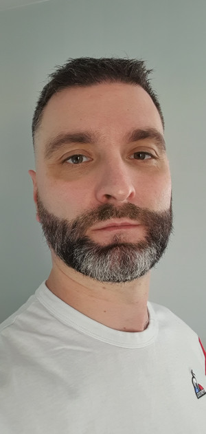 profil